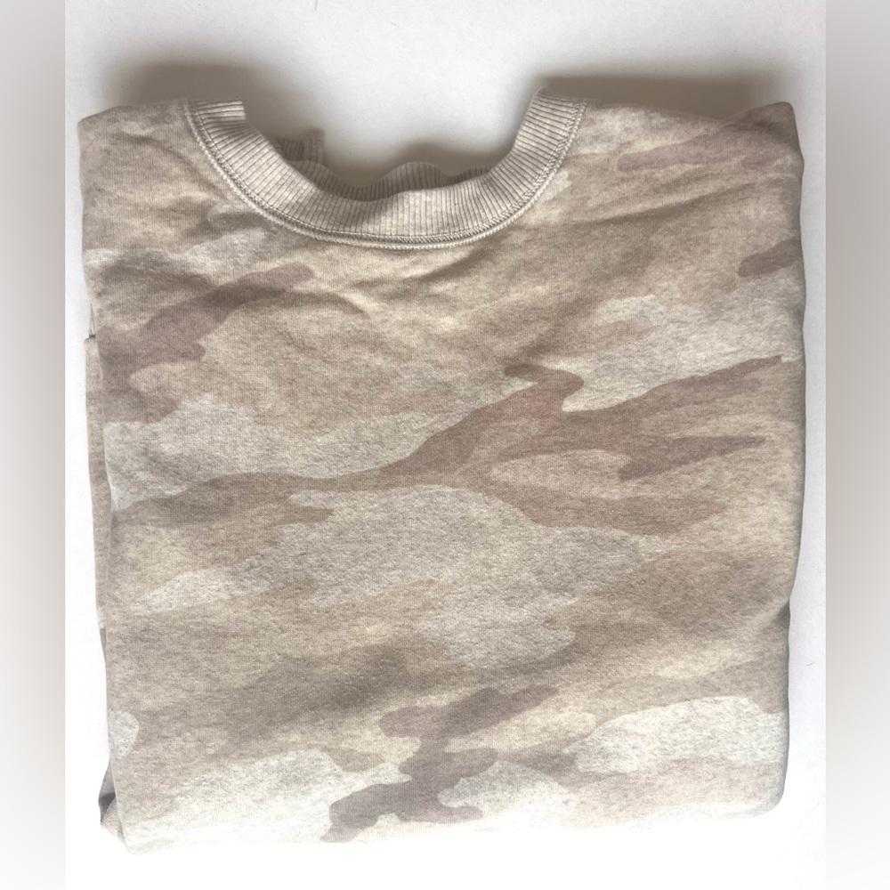 Camo Oversized Sweatshirt